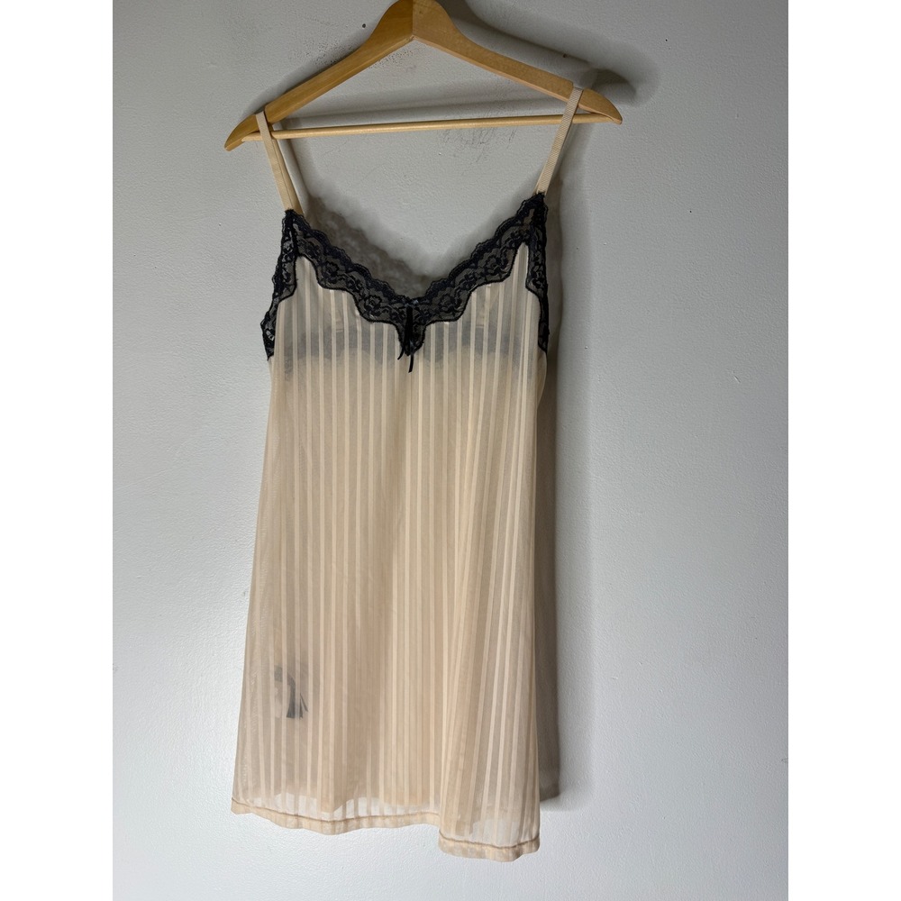 Heidi Heidi Klum pale orange pleated sleeveless slip gray lace trim medium
